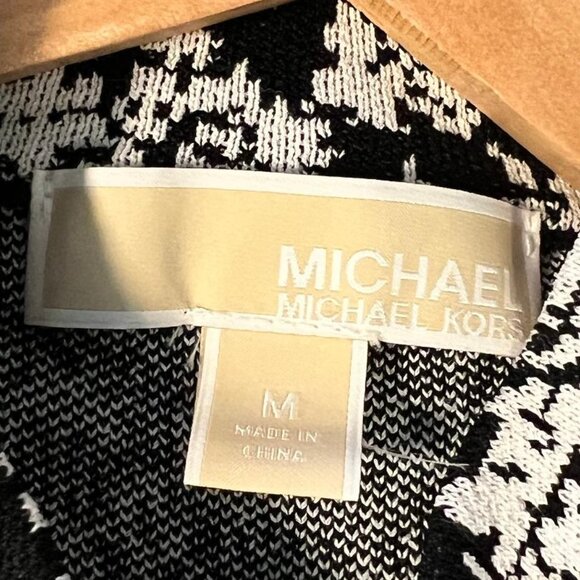 Michael Kors Bodycon Floral Knit Dress - Picture 6 of 7